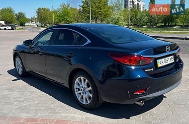Седан Mazda 6 2015 в Борщеве