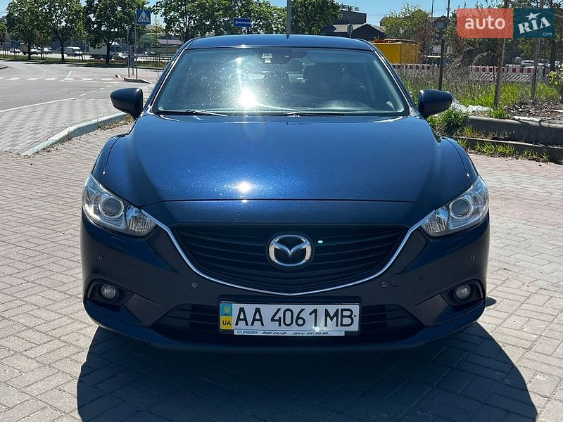 Седан Mazda 6 2015 в Борщеве