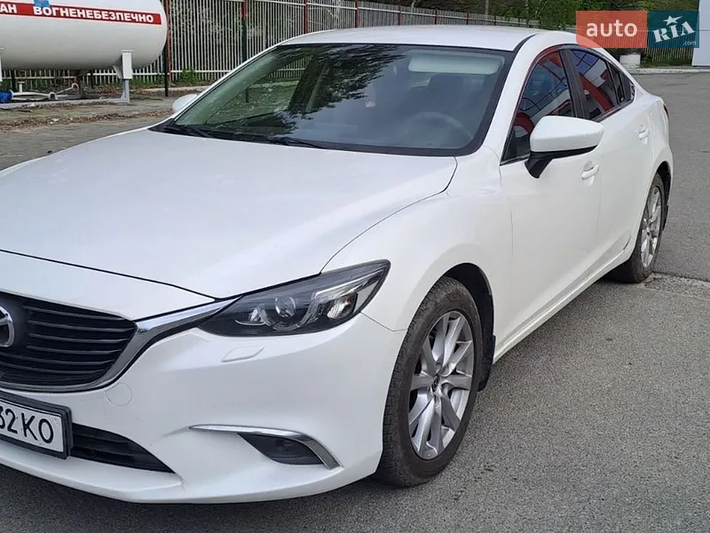 Mazda 6