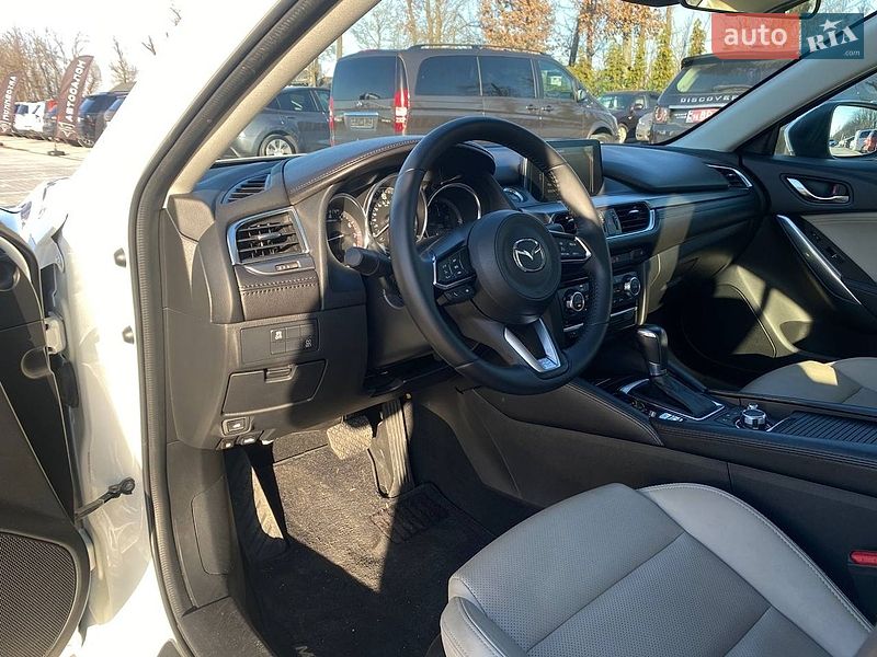 Седан Mazda 6 2017 в Киеве