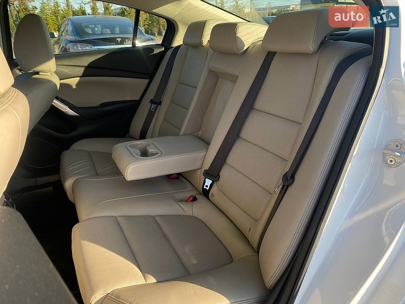 Седан Mazda 6 2017 в Киеве