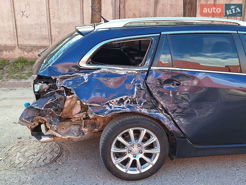 Универсал Mazda 6 2010 в Тернополе