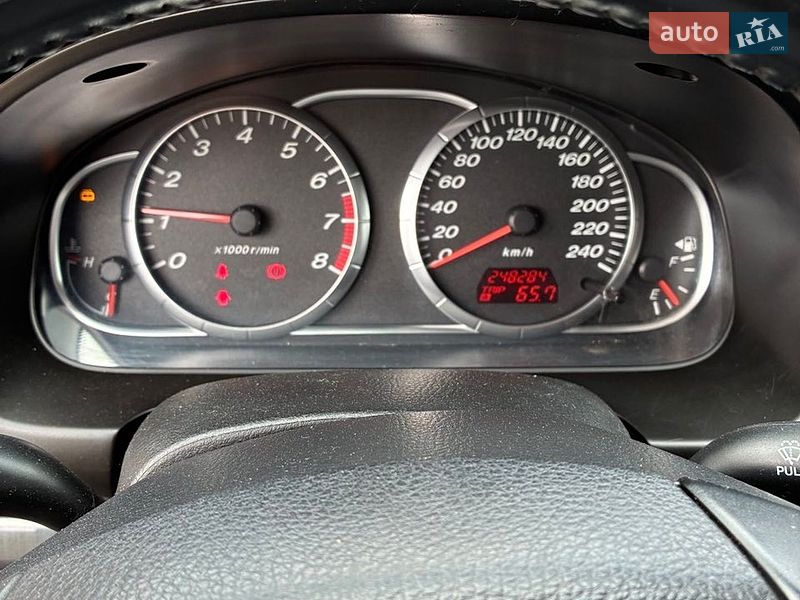 Седан Mazda 6 2006 в Радомышле