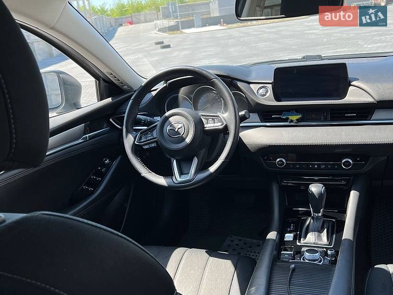 Седан Mazda 6 2019 в Киеве