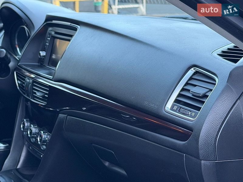 Универсал Mazda 6 2015 в Ровно