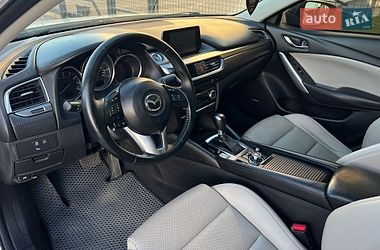 Седан Mazda 6 2015 в Львові