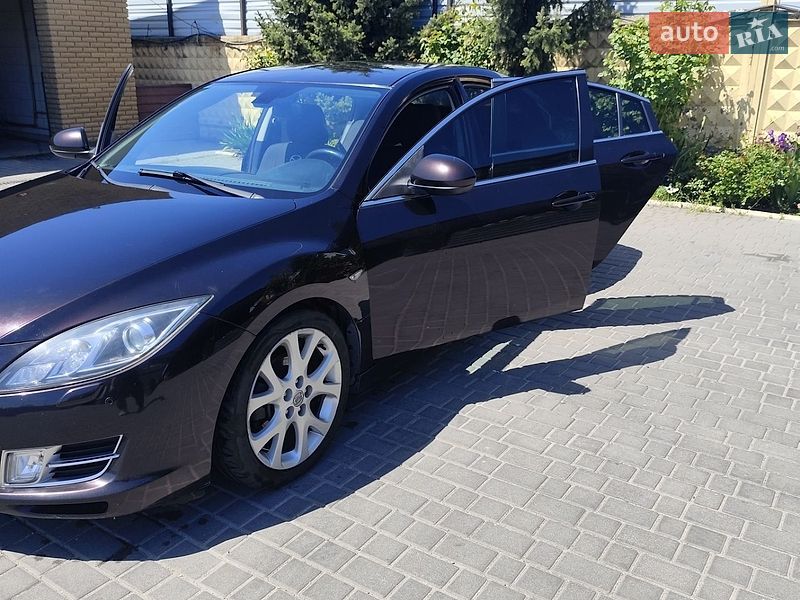 Седан Mazda 6 2007 в Запоріжжі