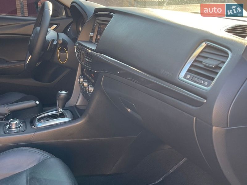 Седан Mazda 6 2013 в Софиевской Борщаговке