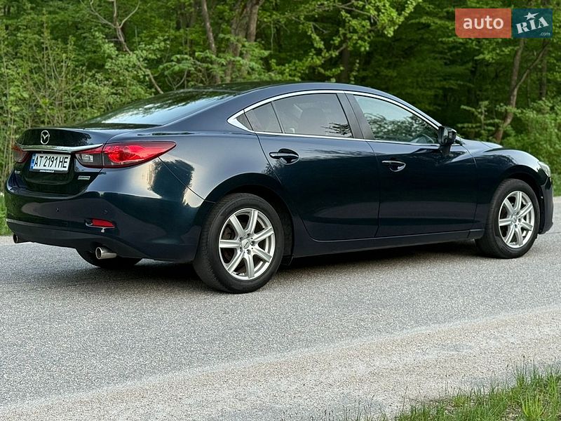 Седан Mazda 6 2014 в Тараще