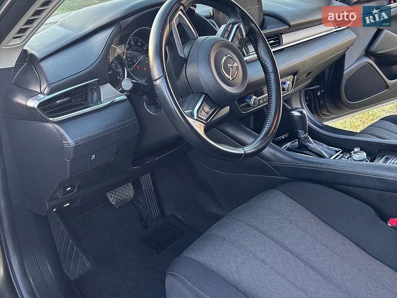 Седан Mazda 6 2018 в Киеве