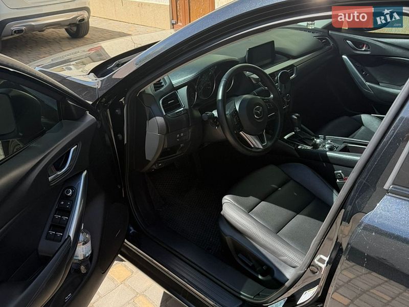Седан Mazda 6 2015 в Николаеве