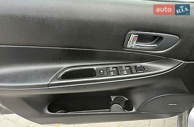 Седан Mazda 6 2002 в Золочеве