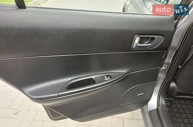 Седан Mazda 6 2002 в Золочеве