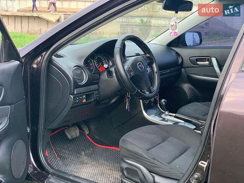 Седан Mazda 6 2006 в Бурині