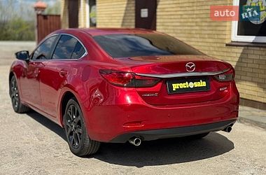 Седан Mazda 6 2014 в Днепре