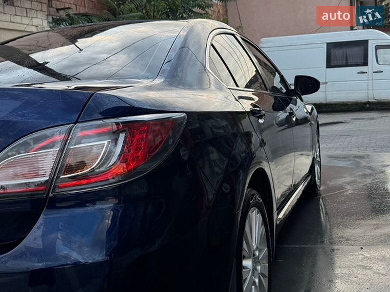 Седан Mazda 6 2009 в Чернівцях
