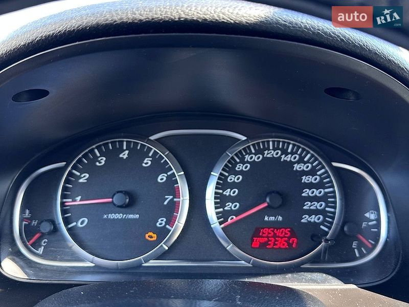 Седан Mazda 6 2005 в Киеве