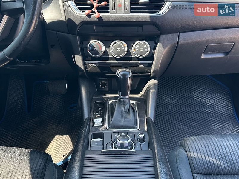 Седан Mazda 6 2015 в Львове
