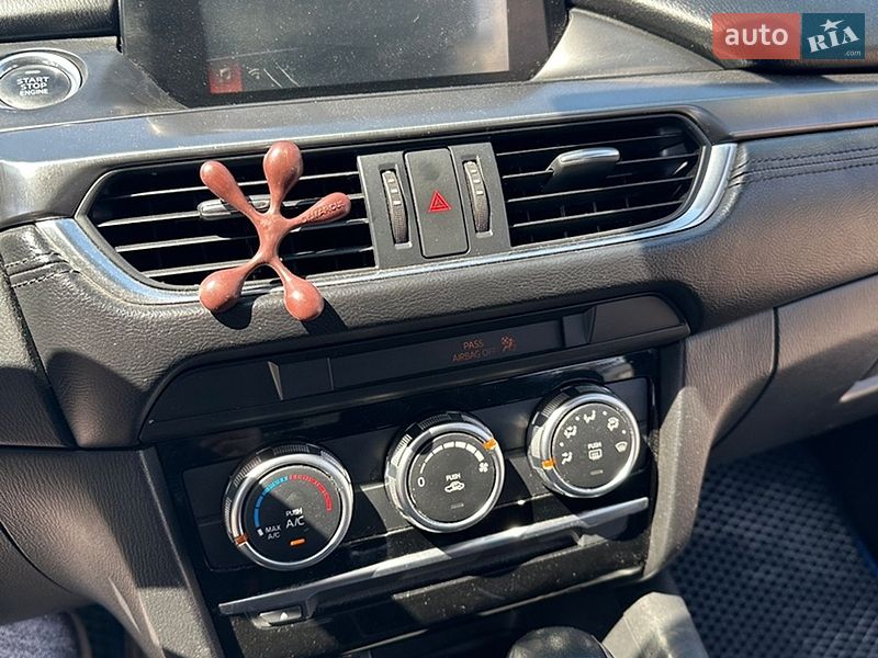 Седан Mazda 6 2015 в Львове