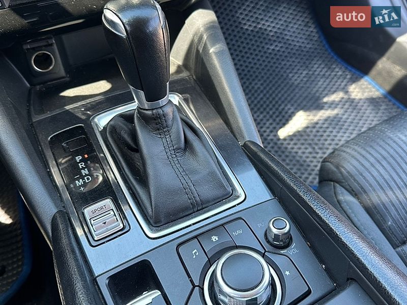 Седан Mazda 6 2015 в Львове