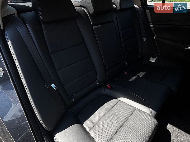 Седан Mazda 6 2016 в Белогородке