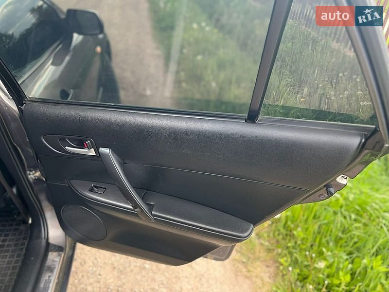 Универсал Mazda 6 2005 в Самборе