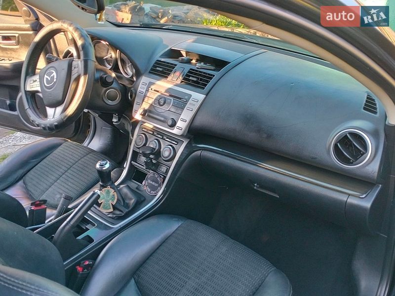 Седан Mazda 6 2008 в Обухове