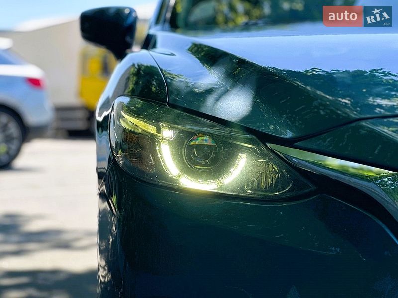 Седан Mazda 6 2016 в Киеве