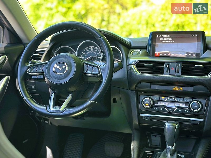 Седан Mazda 6 2016 в Киеве