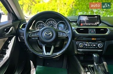 Седан Mazda 6 2016 в Киеве