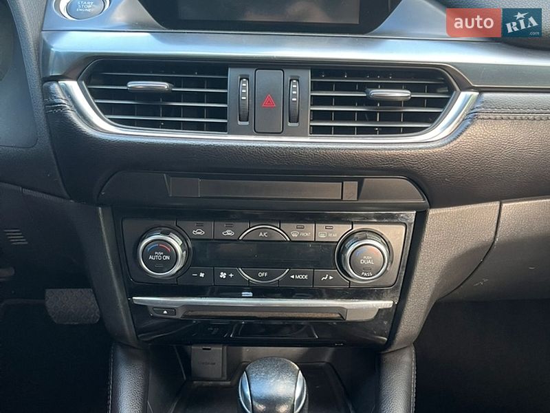 Седан Mazda 6 2015 в Кривому Розі