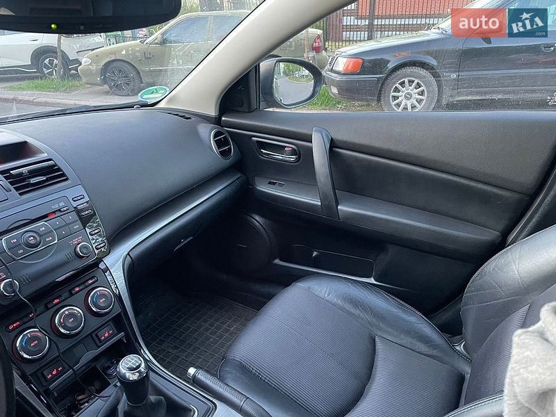 Універсал Mazda 6 2011 в Фастові
