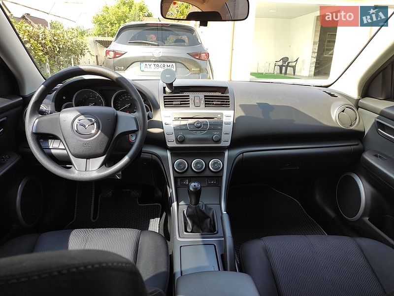 Седан Mazda 6 2009 в Ужгороді