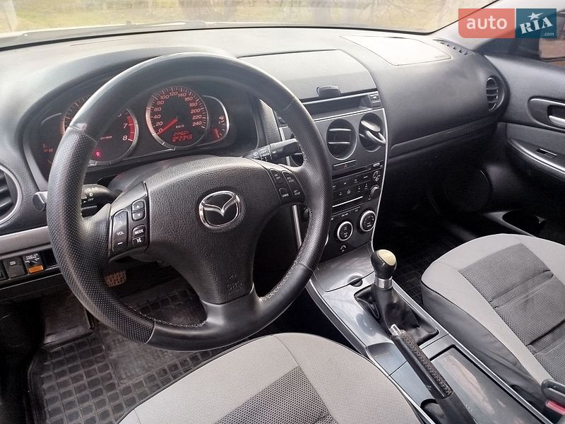 Седан Mazda 6 2007 в Черновцах