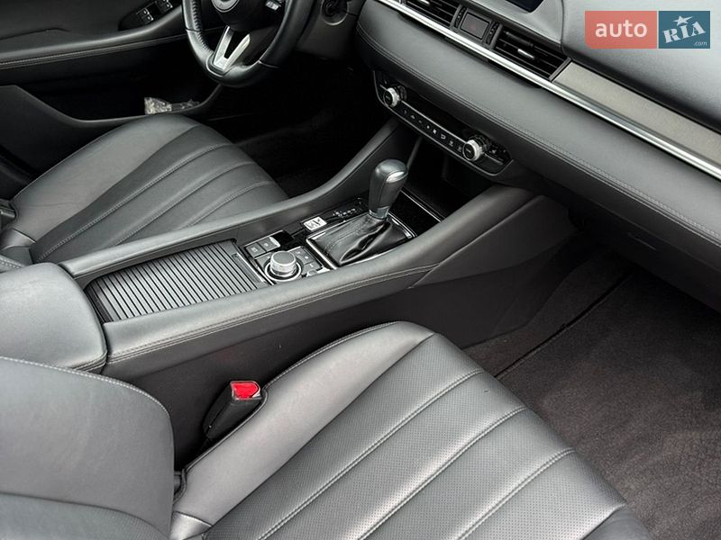 Седан Mazda 6 2021 в Луцке