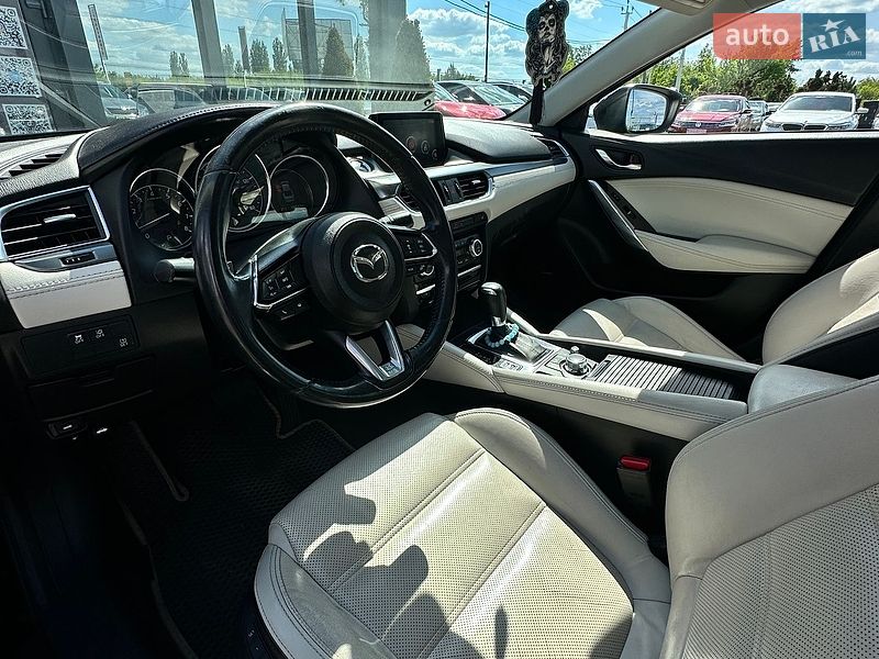 Седан Mazda 6 2017 в Белогородке