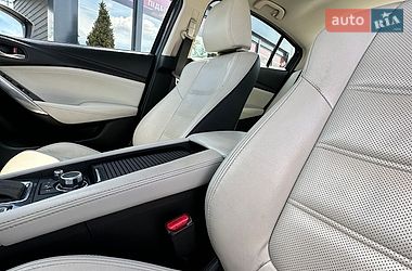 Седан Mazda 6 2017 в Белогородке