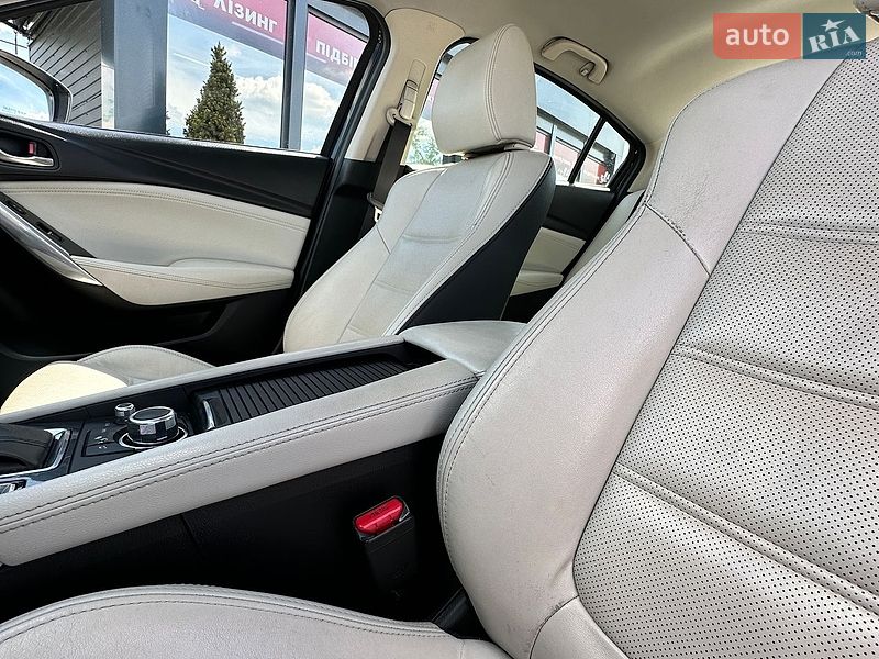 Седан Mazda 6 2017 в Белогородке