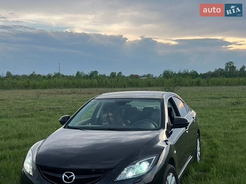 Седан Mazda 6 2008 в Чернівцях