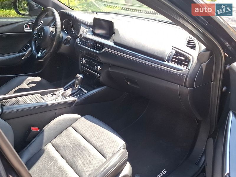 Седан Mazda 6 2016 в Запорожье