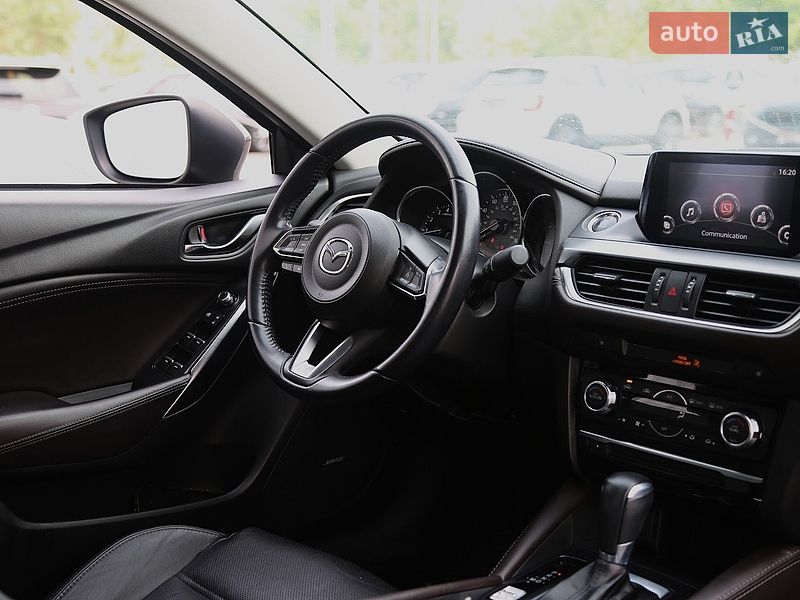 Седан Mazda 6 2017 в Киеве