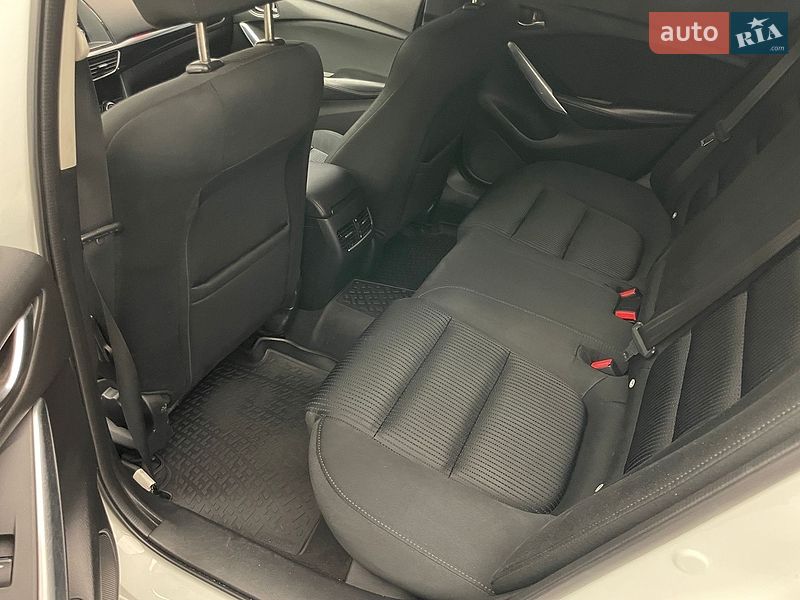 Седан Mazda 6 2014 в Києві