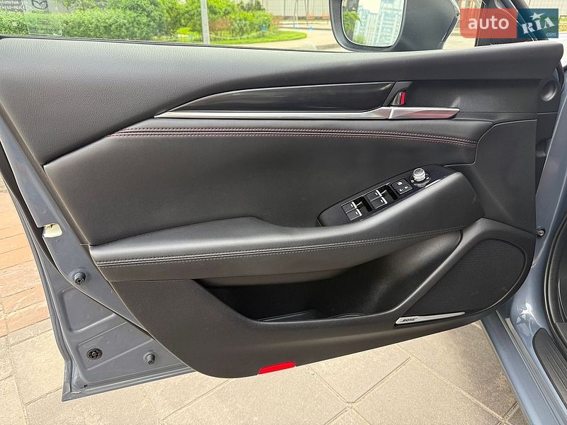 Седан Mazda 6 2020 в Киеве