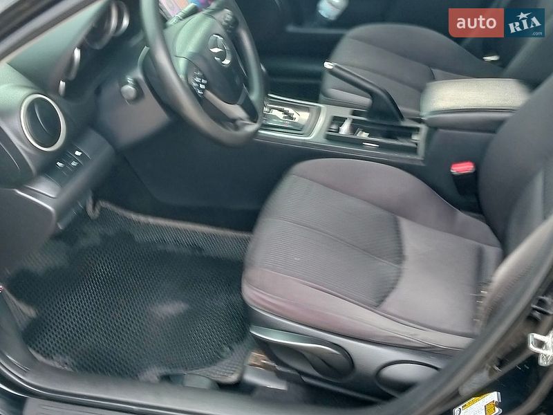 Седан Mazda 6 2012 в Житомире