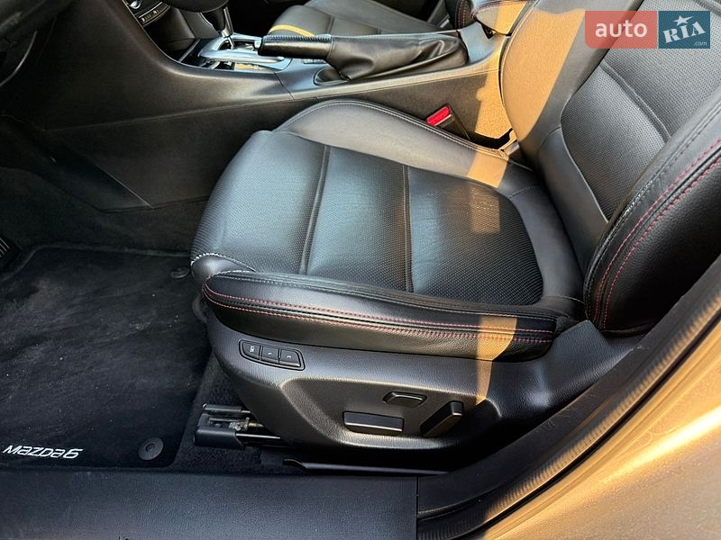 Универсал Mazda 6 2015 в Ровно