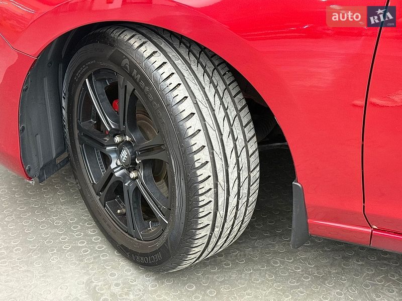 Седан Mazda 6 2012 в Киеве