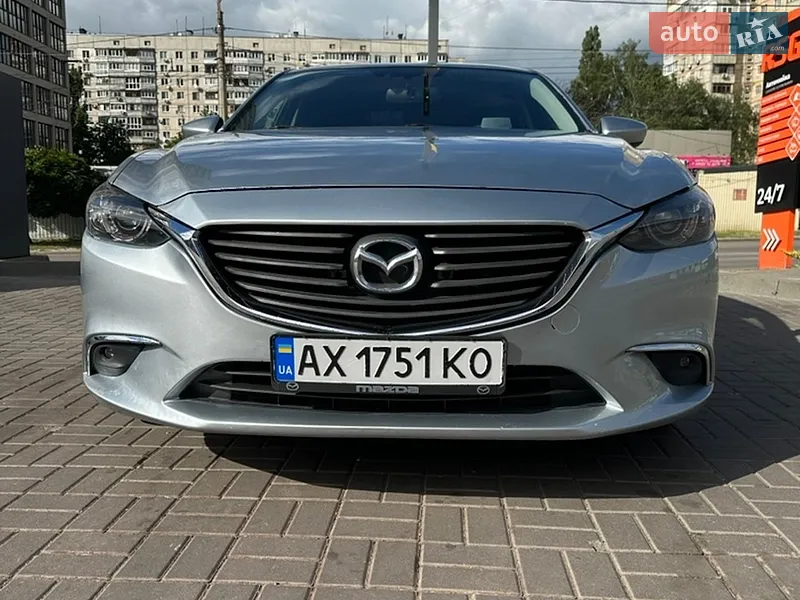Mazda 6