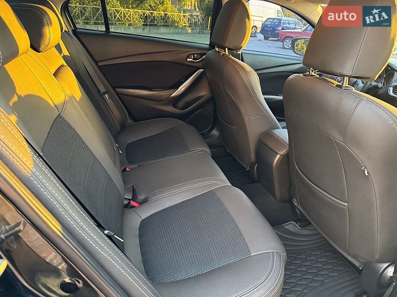 Седан Mazda 6 2016 в Харкові
