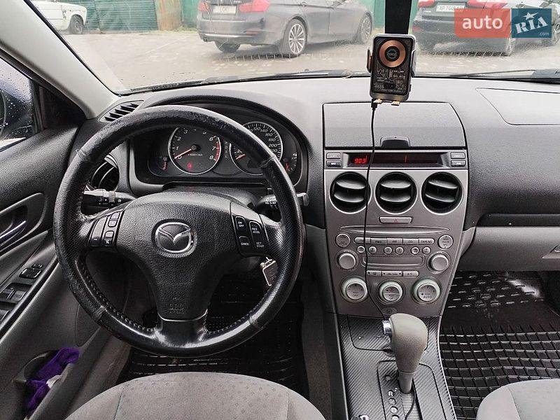 Седан Mazda 6 2004 в Киеве