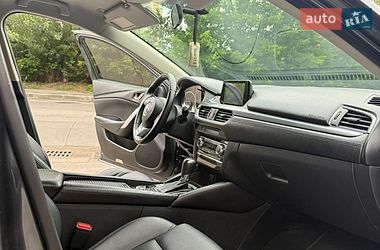 Седан Mazda 6 2016 в Киеве